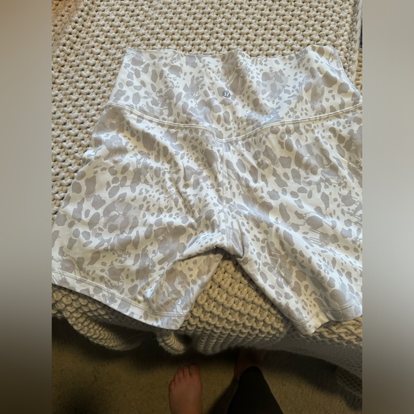 lululemon athletica Pants - Lululemon Align High Rise Short 6”- Size 12
